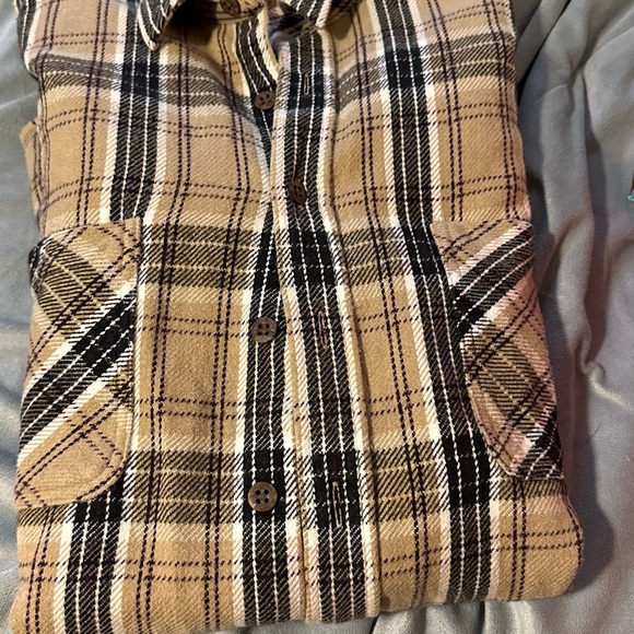 Men’s flannel/chanois shirts(9) LOT - Picture 5 of 14